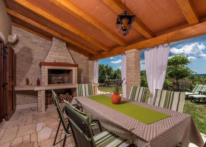 House Bepina Ferienhaus *