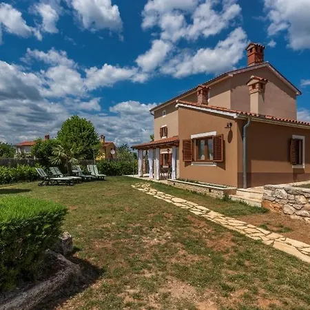Vikendica House Bepina *