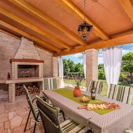 Holiday home House Bepina